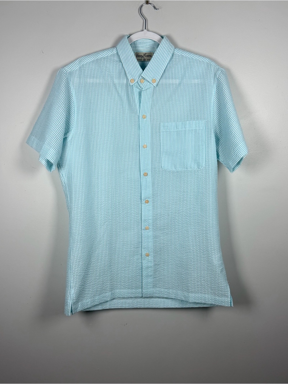 Kenny Flowers Mens Medium Blue White Seersucker Short Sleeve Button Down Shirt